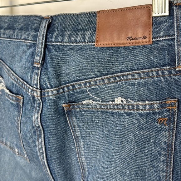 Madewell Petite Classic Straight Leg Jeans Jade Wash Knee-Rip Edition size 26 - Picture 10 of 16